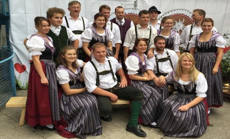 Der Trachtenverein D‘Vorderstoderer begeisterte das Publikum auf der Wiener Wiesn.