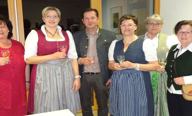 Das Team des Elternvereins und des Kulturausschusses beim Pausenbuffet