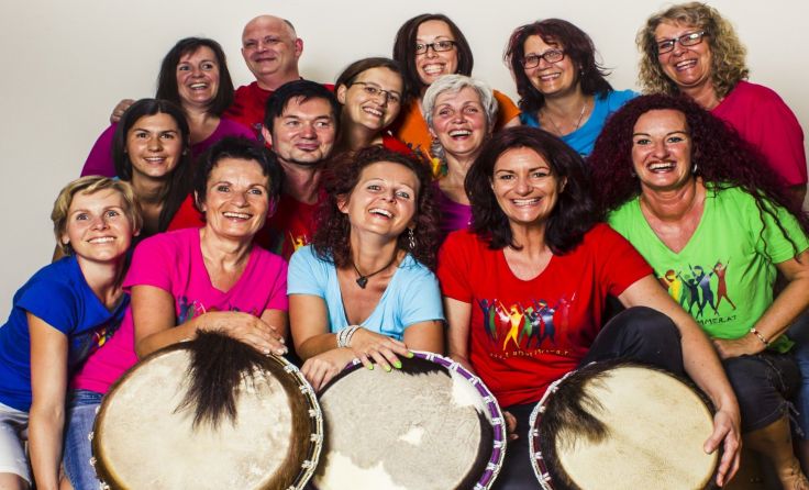 Die UR-Drummer sorgen für feurige, freudvolle Klänge. Foto: Andrea Fuchs