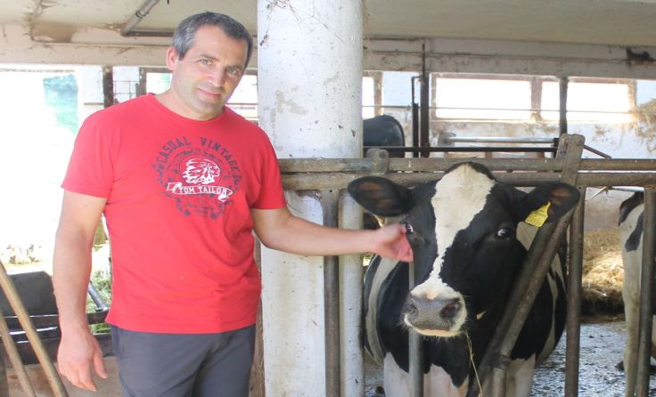 Martin Tretter in seinem Stall in Schlierbach, Foto: Winter