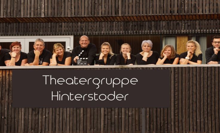 Die Theatergruppe Hinterstoder zeigt "Die Frauenflüsterer". Foto: Sandra Rumpfhuber