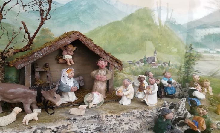 Die neuen Krippenfiguren beim Schützenheim in Molln, Foto: U. Brunner