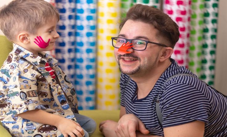 Daniel Schaub mit seinem Sohn Jakob, Foto: meff.at - Daniel Schaub