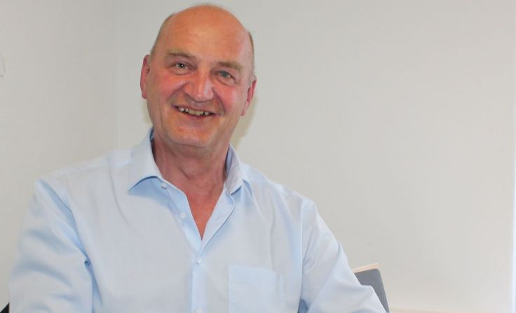 Christian Dörfel beim Sommergespräch im Tips-Büro in Kirchdorf, Foto: Winter