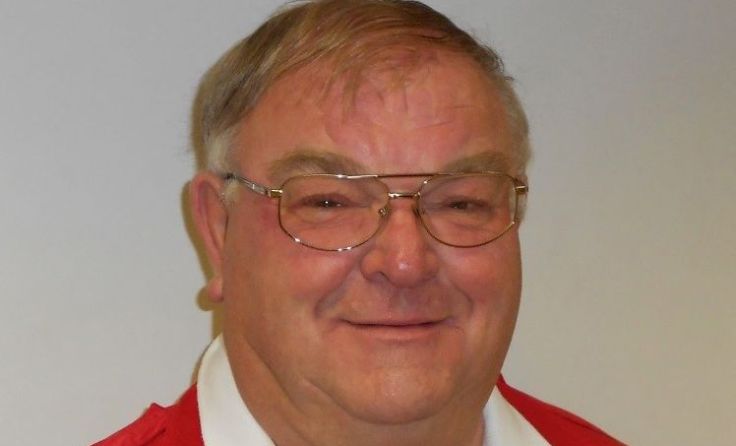 Seit 50 Jahren hat das Rote Kreuz die passende Jacke für Josef Grall. Foto: Rotes Kreuz