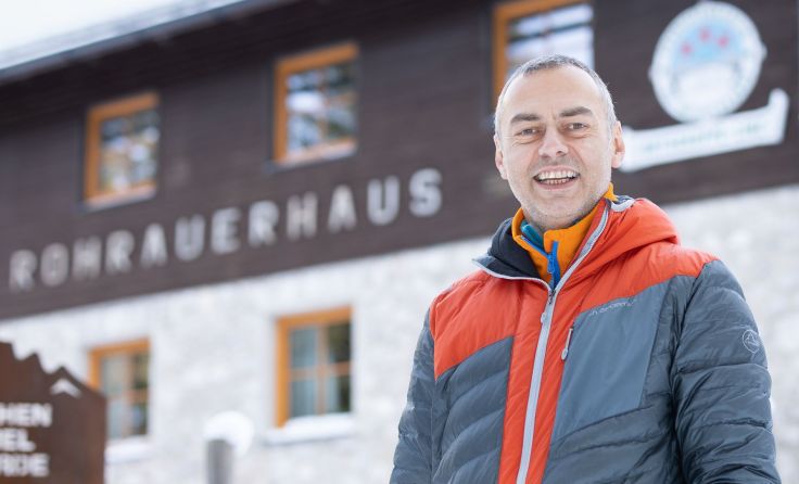 Martin Heidlmair, der neue Hüttenwirt vom Rohrauerhaus, Foto: Daniel Hinterramskogler