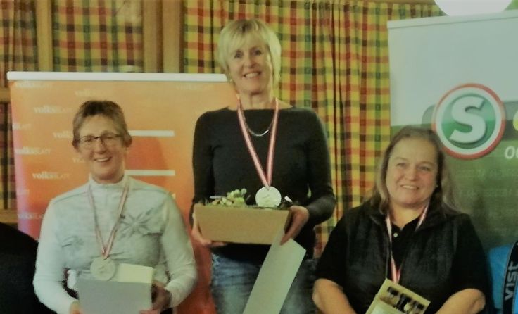 Landes- und Bundesmeisterin Hermine Lindner (3.v.l.), Foto: Seniorenbund
