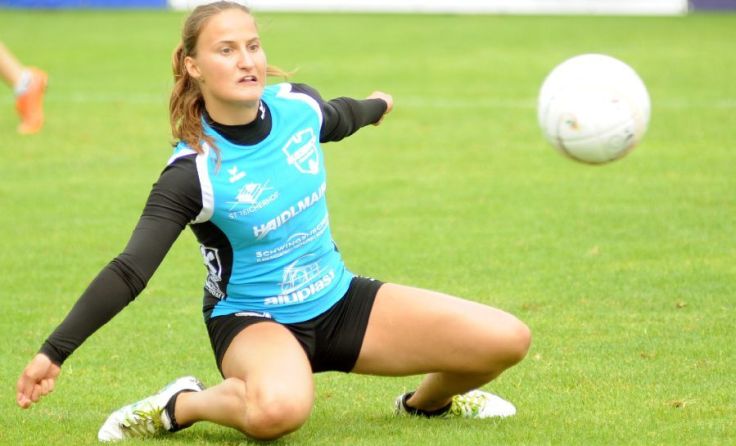 Verena Hieslmair bei der Annahme, Foto: Peter Benedik