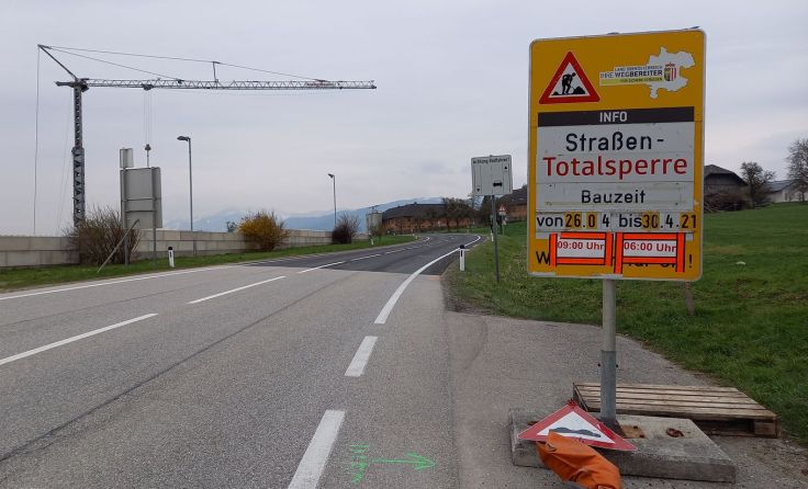 Der Bereich der Sanierung reicht bis zur Kreuzung in Strienzing (Gemeinde Wartberg). (Foto: Winter)