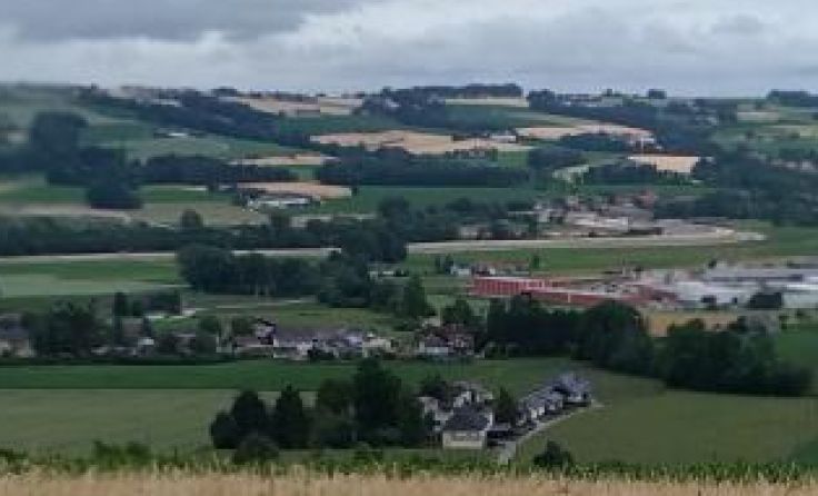 Rückhaltebecken und Gewerbegebiet in Nußbach (Foto: Gemeinde Nußbach)