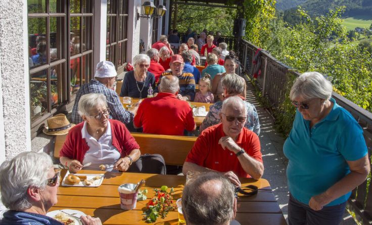 Einige Teilnehmer beim Wandertag (Foto: PV Molln)