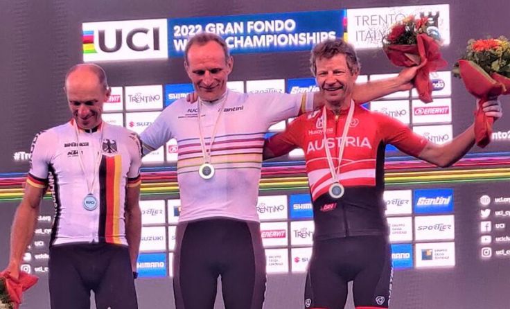 Walter Lehki (r.) bei der UCI-Radmarathon-WM in Italien (Foto: Heinz Reiter / Radteam Salzburg)