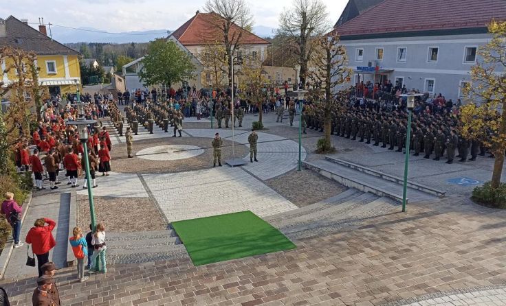125 Rekruten wurden in Ried angelobt. (Foto: Kameradschaftsbund Ried/Traunkreis)