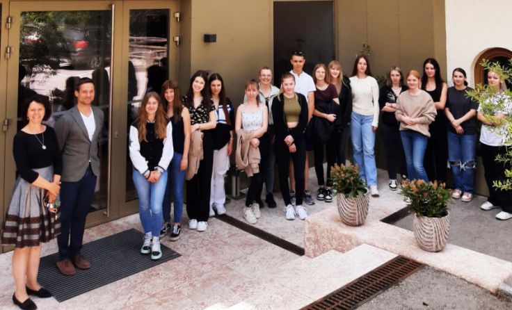 Die Schüler der HLW Kirchdorf zu Besuch bei den Traunsee Hotels (Foto: HAK & HLW Kirchdorf)