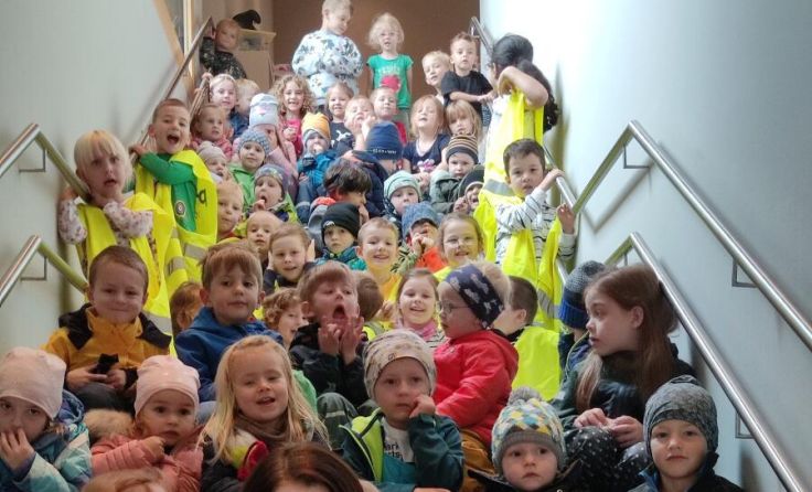 Schlierbacher Kinder befreiten die Umwelt von Müll und Abfällen. (Foto: Kindergarten Schlierbach)