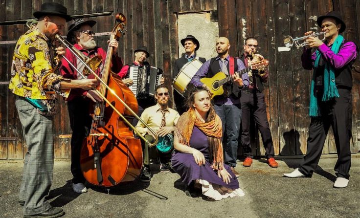 Romanovstra geben ein Konzert in Pettenbach (Foto: Dodo Schuster)