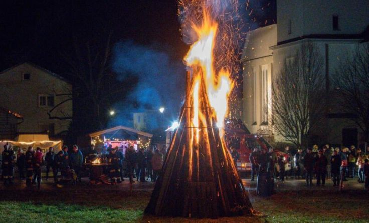 Sonnwendfeuer in Micheldorf (Foto: Jack Haijes)
