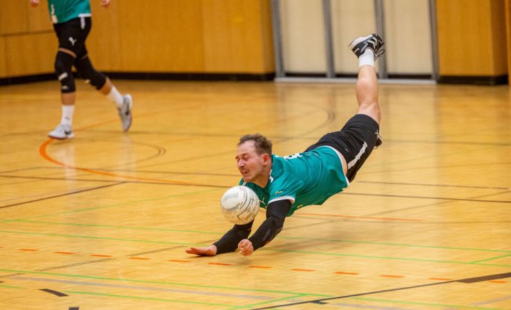 Laurenz Hübner begeisterte mit Glanzparaden (Foto: ÖFBB/Erwin Pils)
