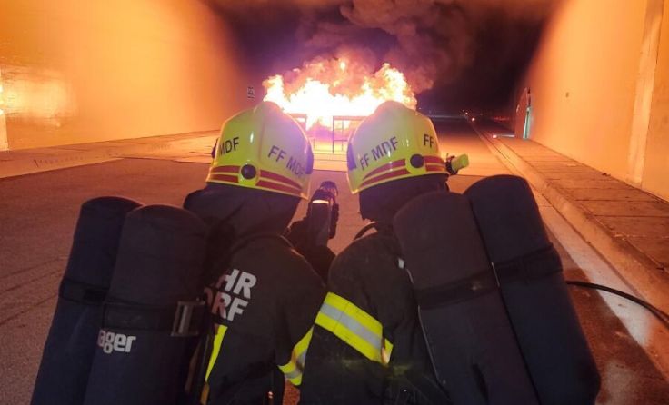 Übung im Tunnel (Foto: FF Micheldorf)