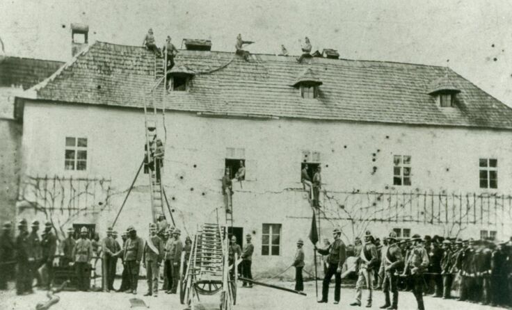 Das älteste Bild: Übung beim Fauhaus am Ennser Kirchenplatz um 1870