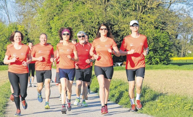 Durch die neue Laufbekleidung ist der Lauftreff Pichl überall zu erkennen.