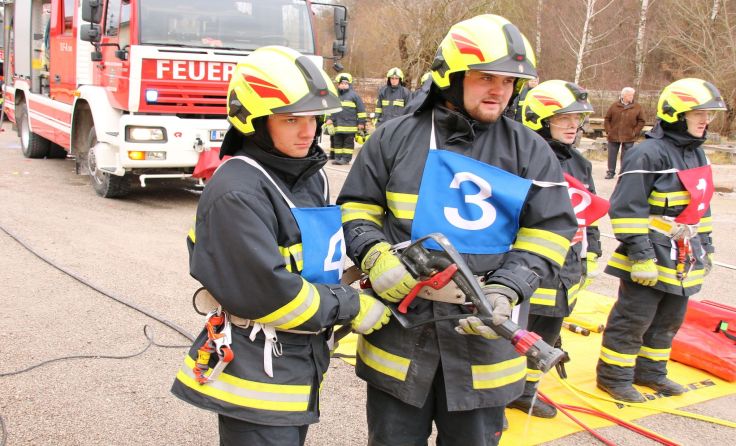 Leistungsprüfung für die Kameraden der FF Fischlham. Foto: FF