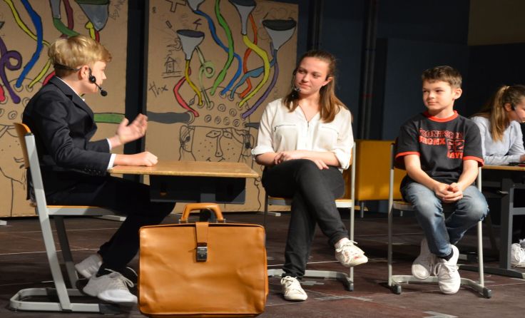 Aufführung der Theatergruppe der Neuen Mittelschule Steinerkirchen. Foto: NMS