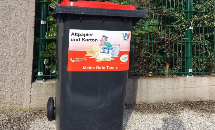 Altpapier-Tonne wird getestet. Foto: Stadt Wels