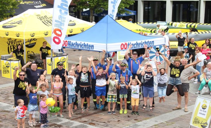 Gute Stimmung mit Life Radio am Raiffeisenplatz in Gunskirchen. Foto: Life Radio