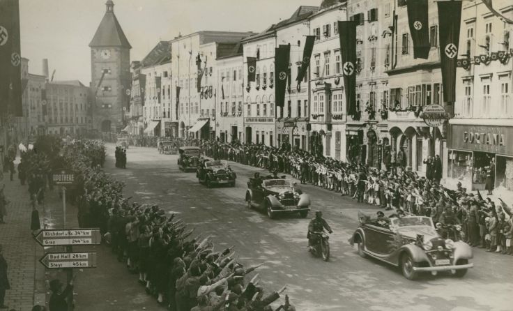 Die Zeit des Nationalsozialismus in Wels wird in einem Rundgang besprochen. Foto: Stadtarchiv