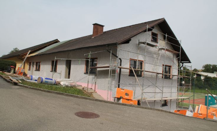 Die Sanierungsarbeiten am Unionheim sind in vollem Gange. Foto: Tips