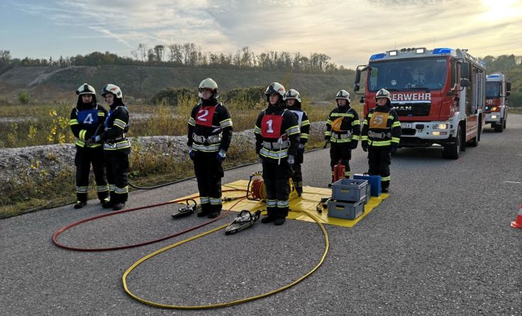 Die Feuerwehrmänner aus Bad Wimsbach haben viel für ihre Prüfung trainiert. Foto: FF