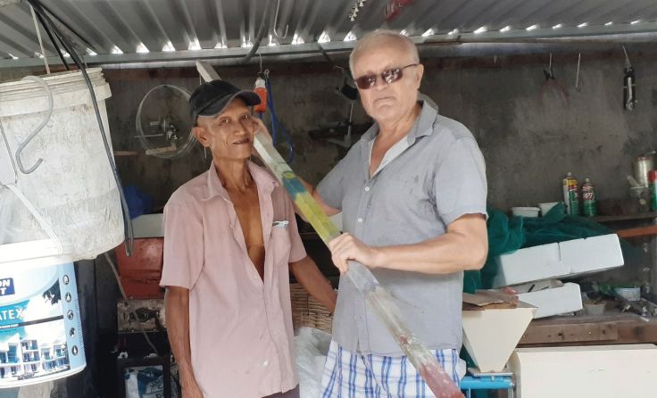 Wolfgang Kölblinger mit seinem Mitarbeiter. Foto: privat