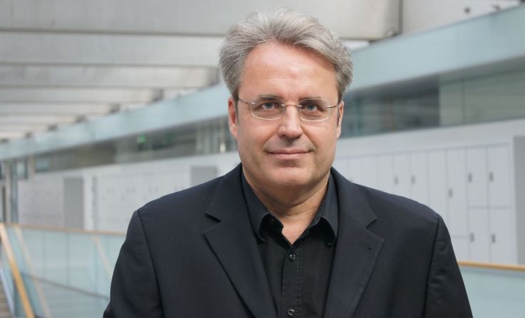 Herbert Leindecker spricht zum Thema Planung und Bau- und Dämmstoffe. Foto: FH OÖ