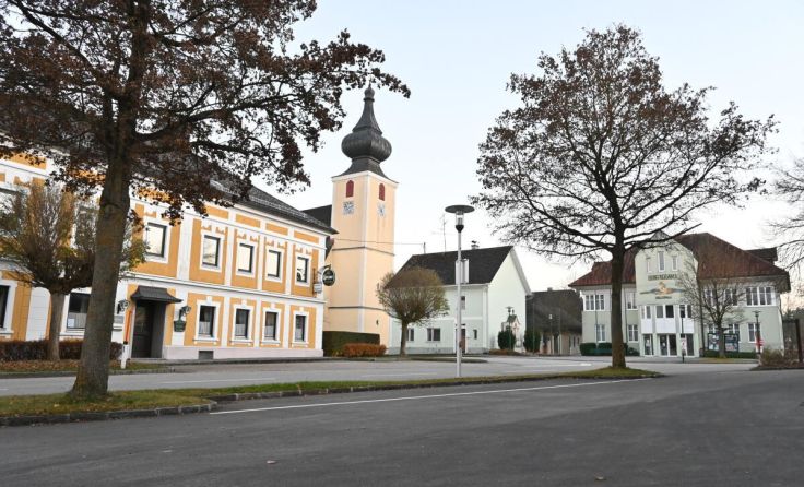 Ortszentrum von Neukirchen bei Lambach (Foto: GePaltinger)