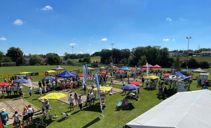 Am Sportplatz in Sipbachzell wird Boccia gespielt (Foto: Skiclub)