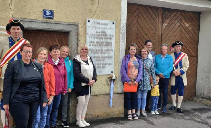 Schenkenfeldner und die Gäste aus Ungarn (Foto: Gemeinde)