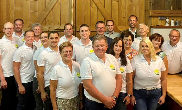 Das gewählte Team der ÖVP Steinerkirchen mit den Obleuten der Teilorganisationen (Foto: ÖVP WL)