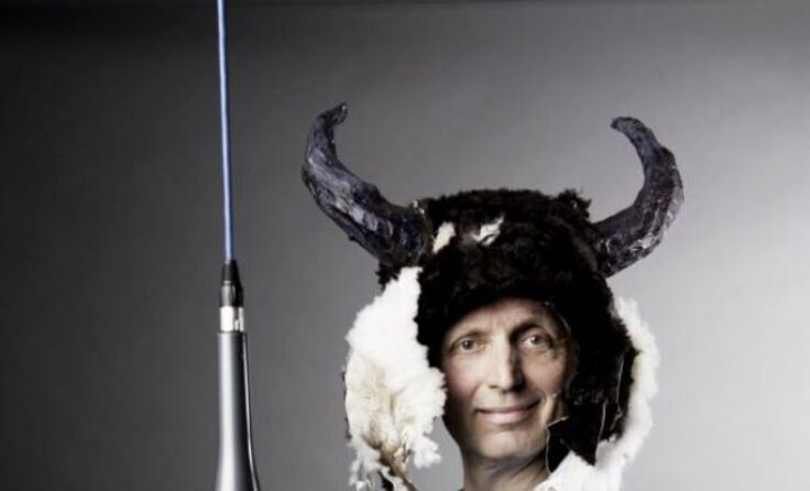 Ludwig Müller tritt mit seinem Kabarett „Dichterverkehr“ in Freistadt auf. Foto: wildundleise