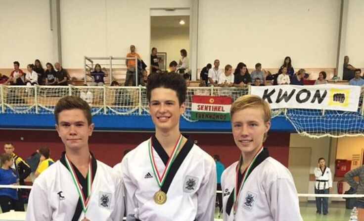 Siegerfoto Hungarian Open Poomsae Junioren alle Fotos: TKD Freistadt