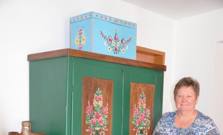 Anna Aglas verwandelt alte, ungenutzte Möbel in neue Schmuckstücke. Fotos: Maurer