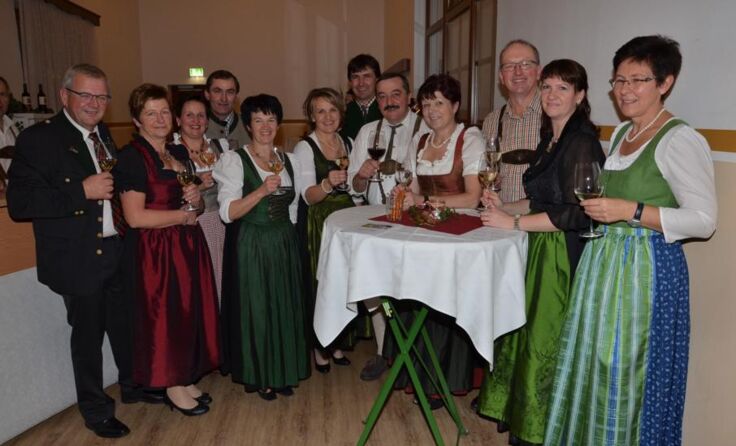 Viele Ehrengäste wurden beim Bezirksbauernball in Leopoldschlag begrüßt. Foto: OÖ Bauernbund