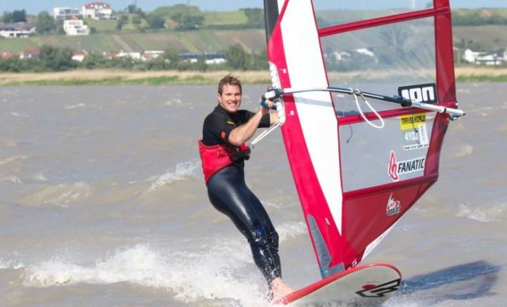 Marco Lang holte sich den Staatsmeistertitel beim Windsurfen. Foto: windsurfingaustria 
