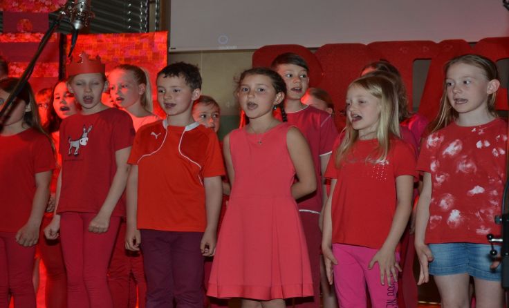 Kinder zeigen am 6. Oktober das Musical Rotasia in Oberneukirchen. Fotos: Erika Ganglberger