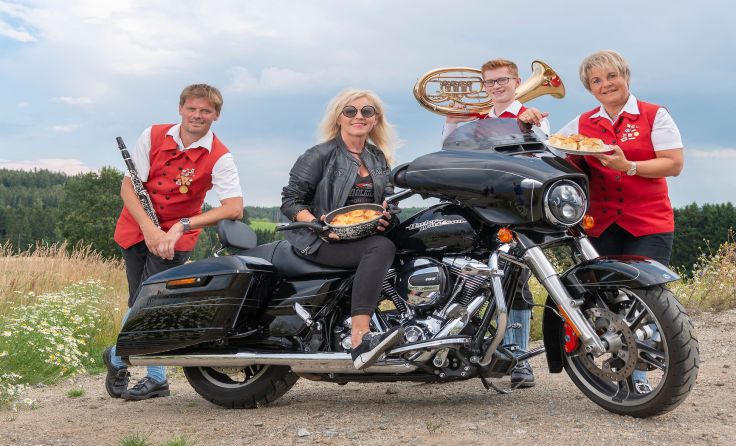 Harley Davidson und Knödel stehen am 15. August im Mittelpunkt. Foto: Helga Baier