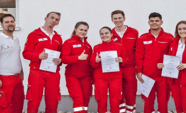 Die neuen Rettungssanitäter für Gallneukirchen Foto: Klaus Wegerer/ÖRK/LVOÖ/UU
