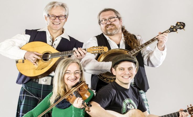 In der Adventzeit präsentiert Medley ihr Programm „Irish Christmas“. Fotos: Medley