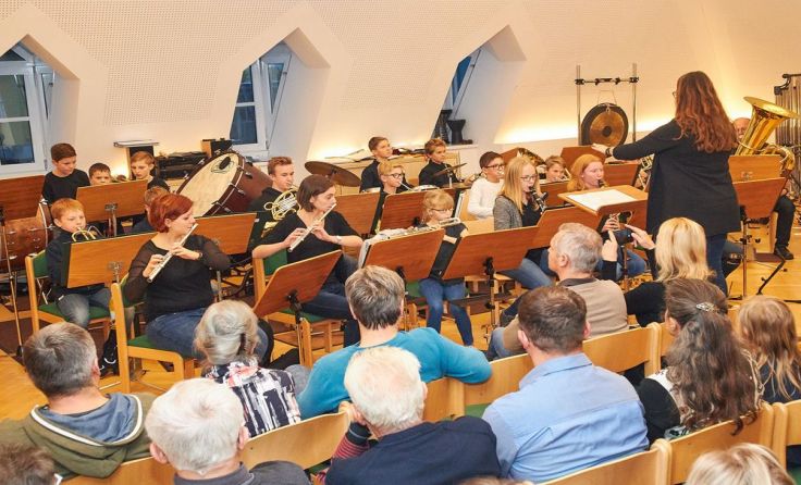 Das neuformierte VorJU-Orchester des Musikvereins Vorderweißenbach Foto: Christoph Staudinger 