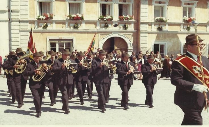 Beim Jubiläumsfest in Mardetschlag wird ein Fotorückblick gezeigt. Foto: privat