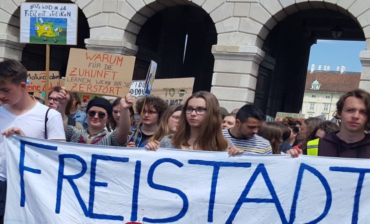 Freistädter Schüler waren beim Klimastreik mit Greta Thunberg in Wien dabei. Foto: privat
